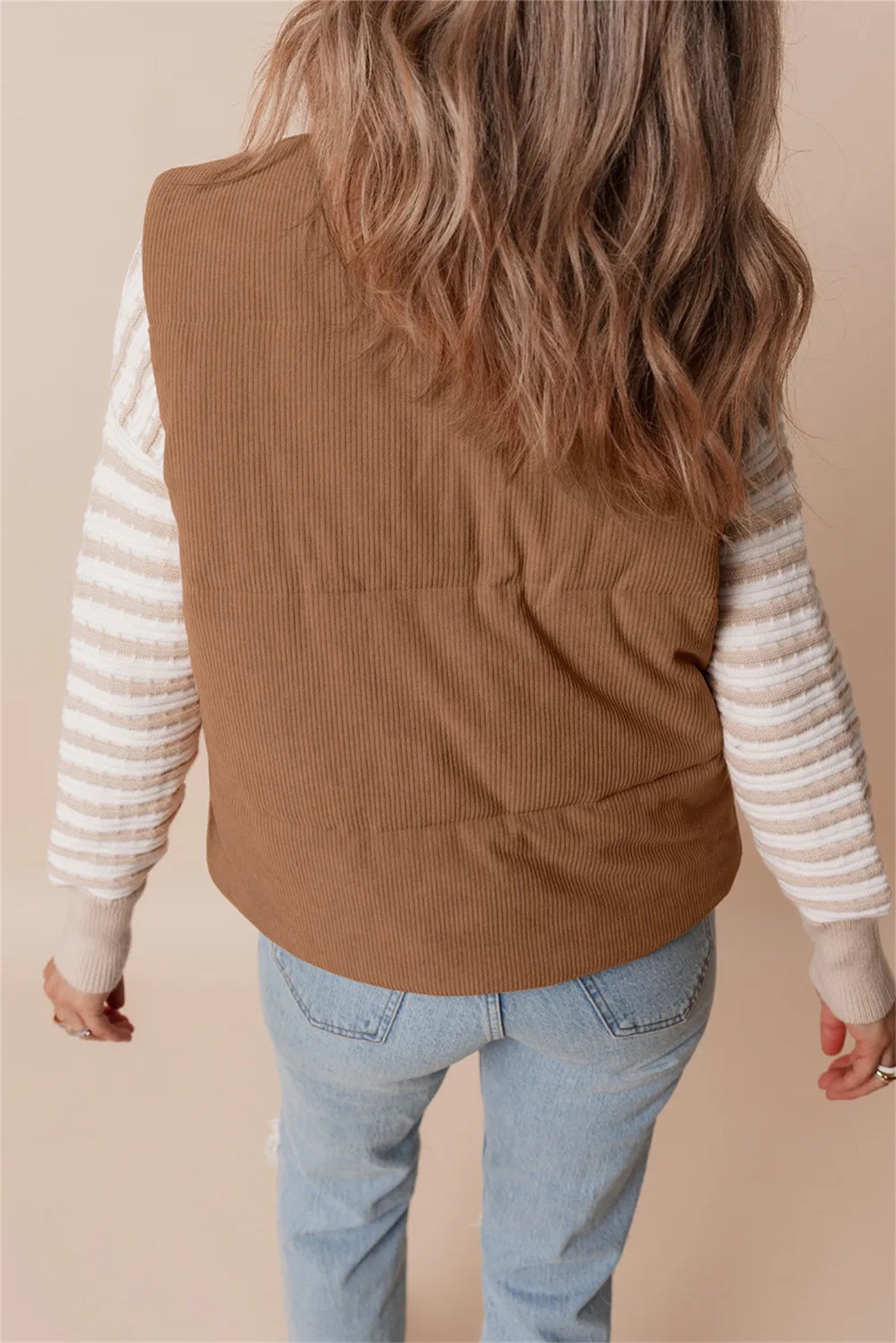VLTGE corduroy puffer vest stand collar coffee color back view