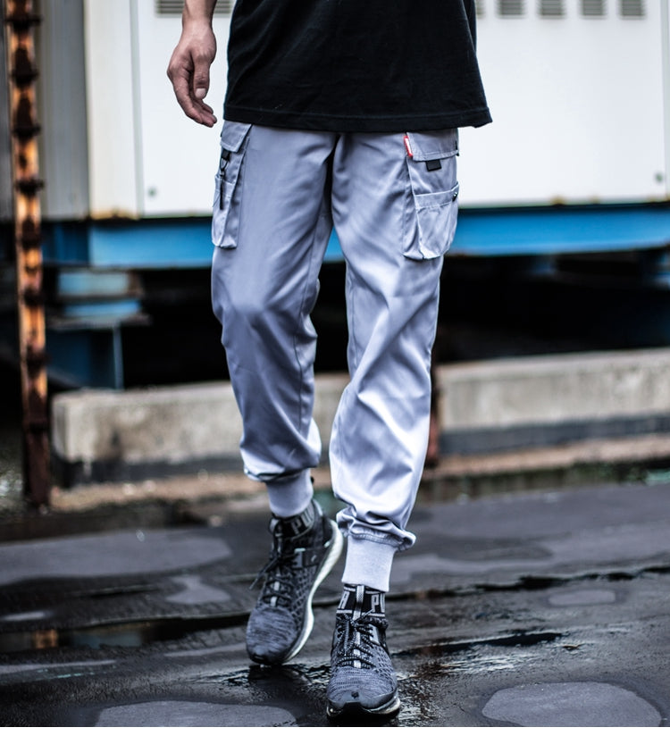 VLTGE slim tapered cargo pants men streetwear front view